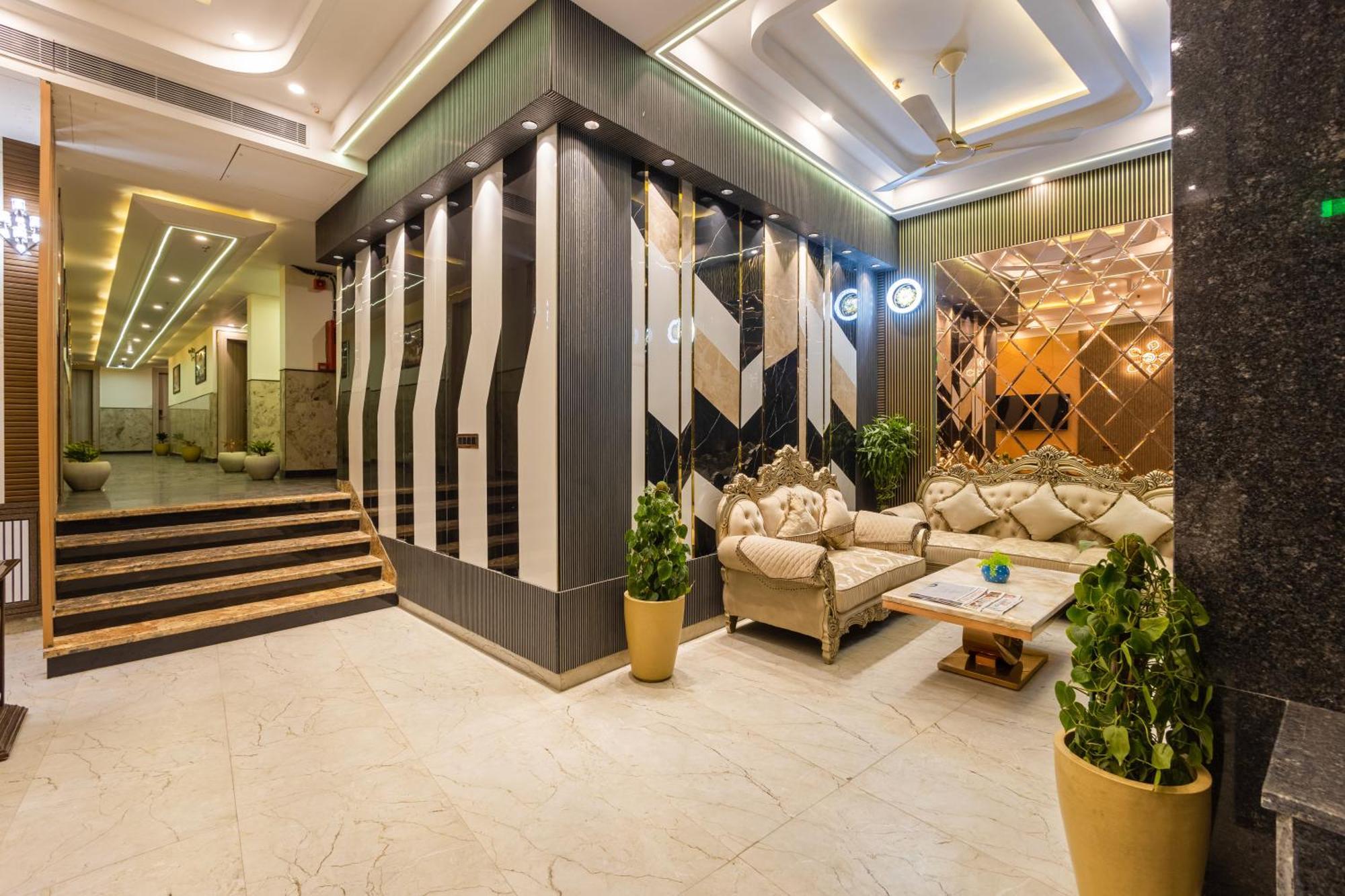 Ginger Plaza Delhi Airport Hotel 4*